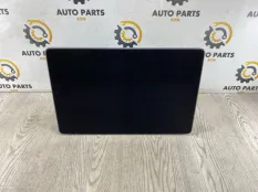 Монитор Tesla Model Y