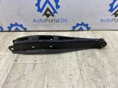 рычаг подвески Subaru Impreza