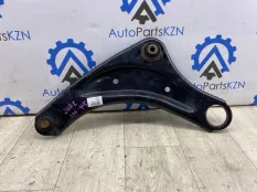 рычаг подвески Nissan Juke