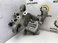 Кулак поворотный Jeep Cherokee