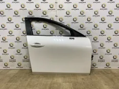 Дверь Mazda 3