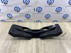 Подрамник Subaru Impreza
