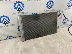 Радиатор кондиционера Jaguar F-Pace