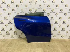 Дверь Tesla Model Y