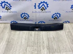 Накладка замка багажника Mitsubishi Outlander