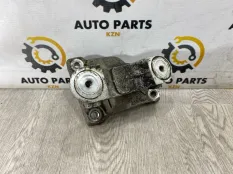 Крепление рулевой рейки Honda CR-V