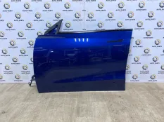 Дверь Tesla Model Y