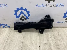 Накладка противотуманной фары Tesla Model Y