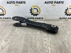 рычаг поперечный Hyundai Tucson