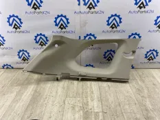 Обшивка салона Mitsubishi Outlander