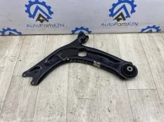 Рычаг подвески нижний Volkswagen Tiguan