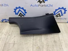 Накладка на стойку кузова Tesla Model Y