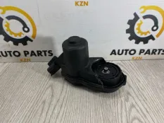 Моторчик стояночного тормоза Mazda 6