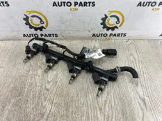 Топливная рампа с форсунками Volkswagen Tiguan