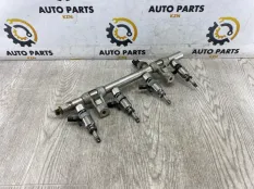 Топливная рампа с форсунками Volkswagen Tiguan