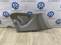 Обшивка багажника Toyota RAV4