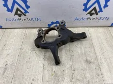 Кулак поворотный Nissan Juke