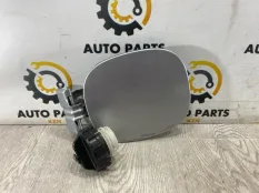 Лючок топливного бака Mitsubishi Outlander