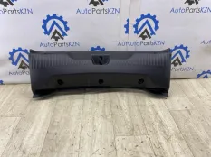 Накладка замка багажника Jaguar XF