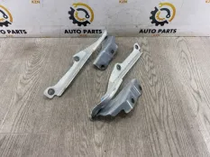 Петля капота Mazda 3