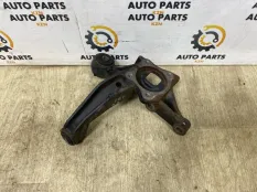 Кулак поворотный Toyota Camry
