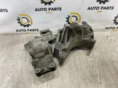 Подушка двигателя Mitsubishi Outlander