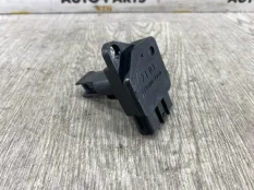 Датчик массового расхода воздуха Mazda 3