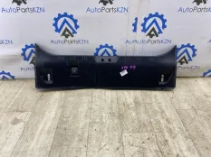 Накладка замка багажника BMW 5