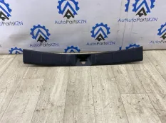 Накладка замка багажника Mitsubishi Outlander