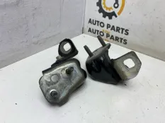 Петля двери Ford Explorer