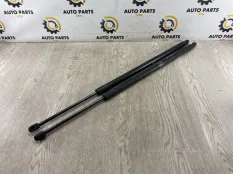 Амортизатор крышки багажника Jeep Grand Cherokee