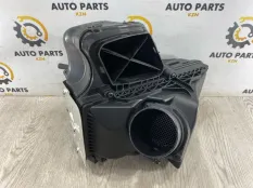 Корпус воздушного фильтра Audi A4