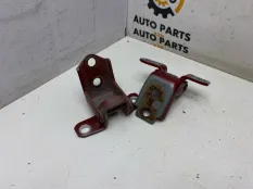 Петля двери Mazda 6