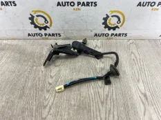 Датчик высоты дорожного просвета Mitsubishi Outlander