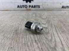 Датчик давления компрессора кондиционера Honda CR-V