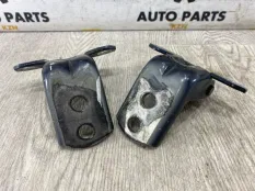 Петля двери Nissan Teana