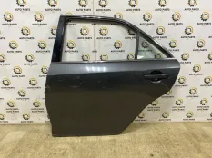 Дверь Toyota Camry