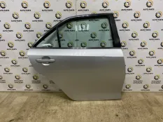 Дверь Toyota Camry