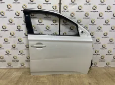 Дверь Mitsubishi Outlander