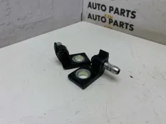 Петля двери Volkswagen Tiguan