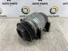 Компрессор кондиционера Jeep Grand Cherokee