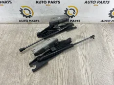 Петля капота BMW 5