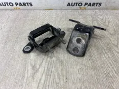 Петля двери Nissan Teana