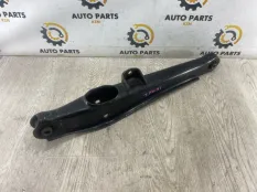 рычаг поперечный Mitsubishi Outlander