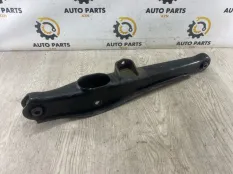 рычаг поперечный Mitsubishi Outlander