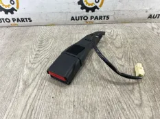 Замок ремня безопасности Suzuki Vitara