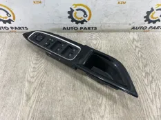 Накладка кнопок стеклоподъемника Mitsubishi Outlander