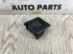 Камера заднего вида Mazda 3