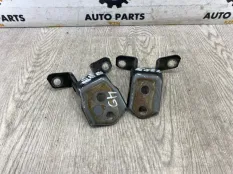 Петля двери Mazda 6