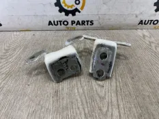 Петля двери Honda CR-V